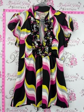 Soulmates tshirt ruffles y2k Pink, Black & Yellow Wave-Print Ruffle V-Neck Top